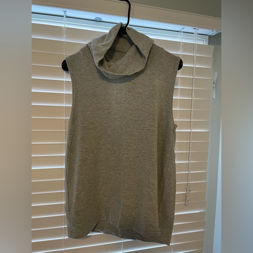 BB Dakota cowl neck sweater tank